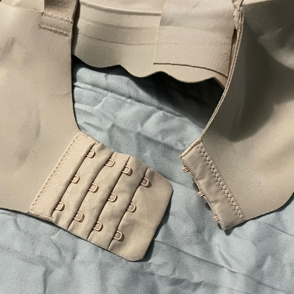 MomCozy JellyStrip Seamless Nursing Bra - Picture 4 of 5